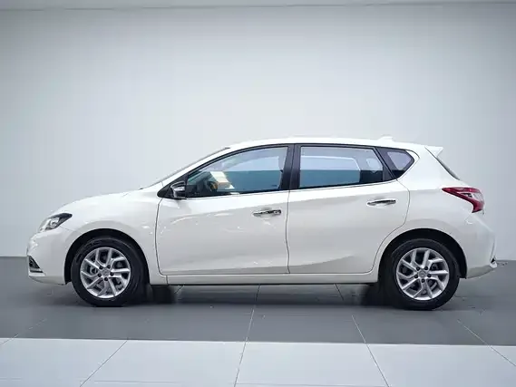 Nissan Tiida 2024 из CN, фото 10