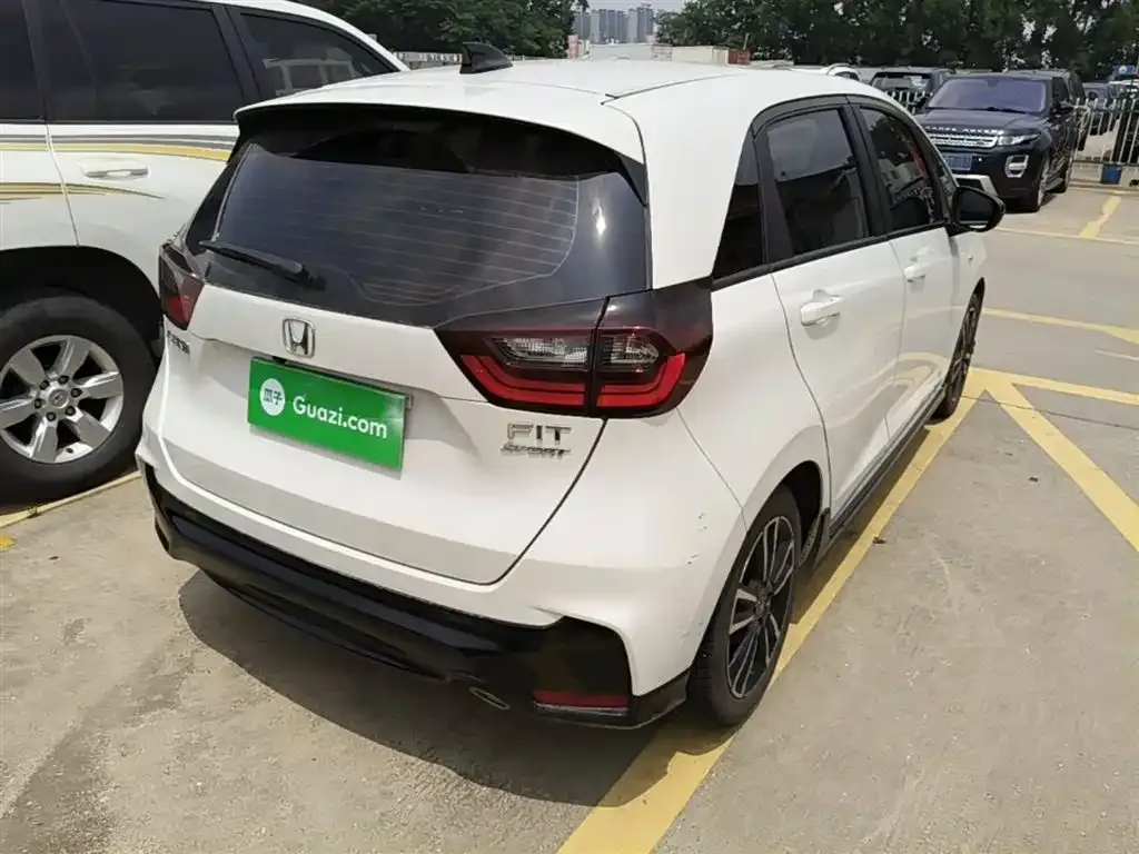 Honda Fit — фото 4
