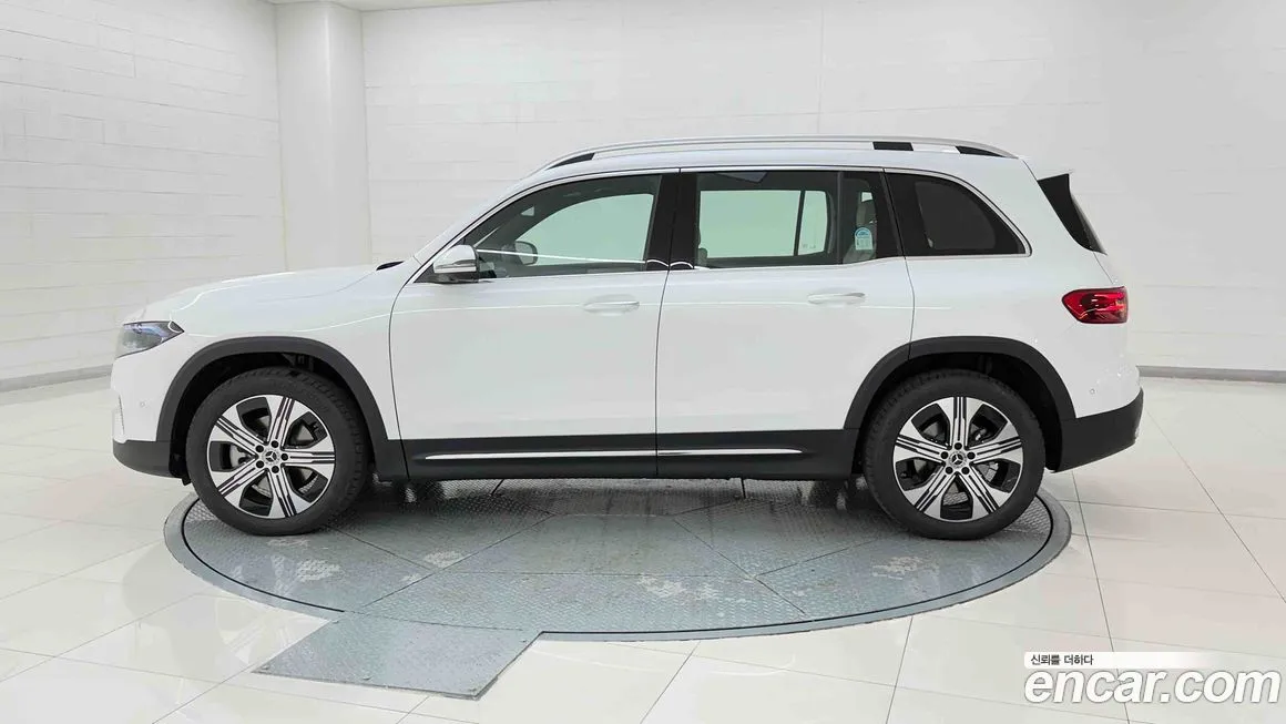 Mercedes-Benz EQB 2026 из KR, фото 4