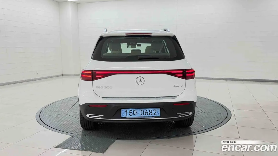 Mercedes-Benz EQB 2026 из KR, фото 9