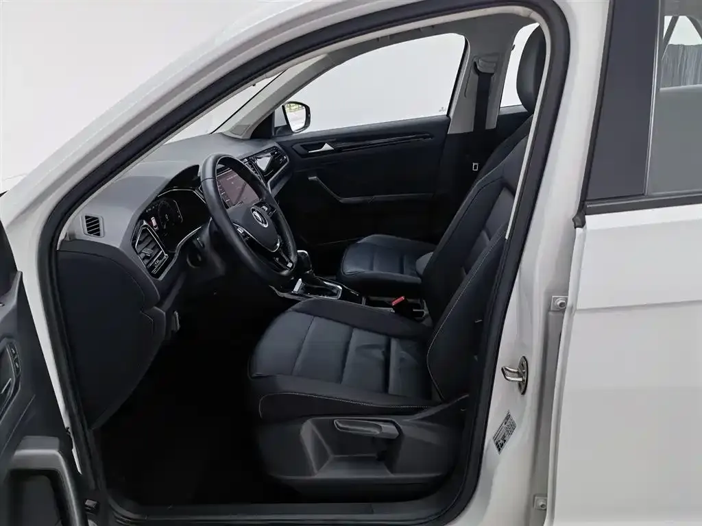 Volkswagen T-Roc 2022 из CN, фото 10