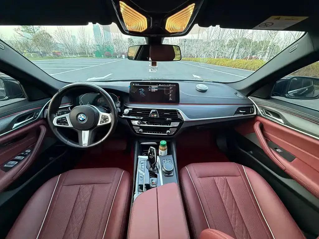 BMW 5 Series New Energy — фото 4