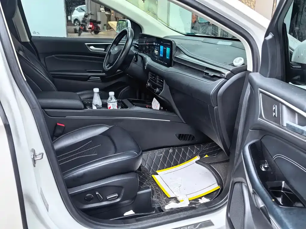 Ford Edge 2021 из CN, фото 7