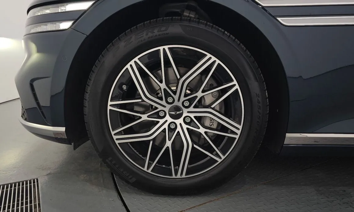 Genesis G90 2023 из KR, фото 8