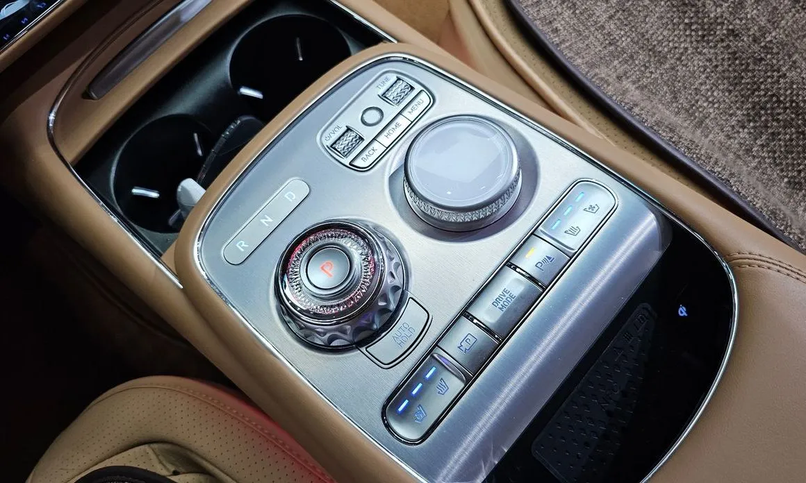 Genesis G90 2023 из KR, фото 3