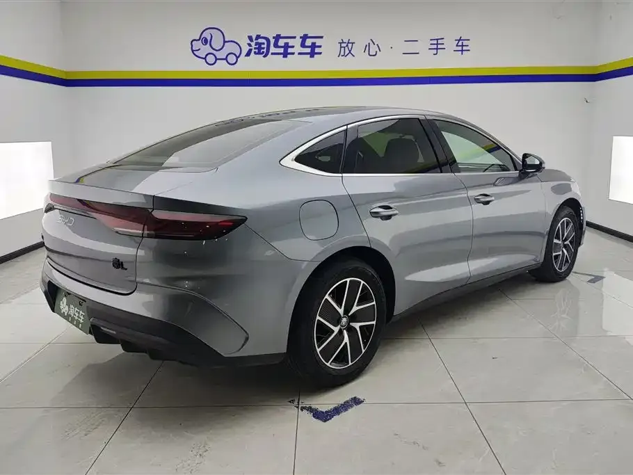BYD Qin L — фото 6