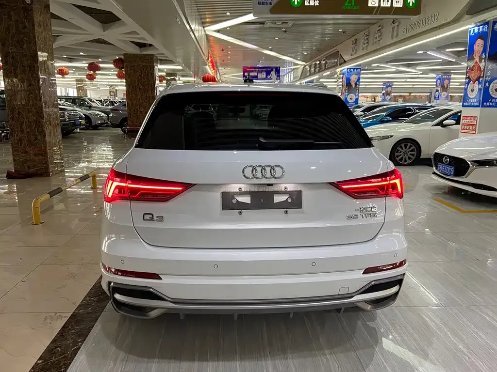 Audi Q3 — фото 7