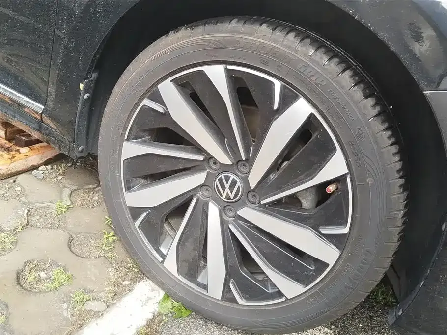 Volkswagen Passat — фото 4