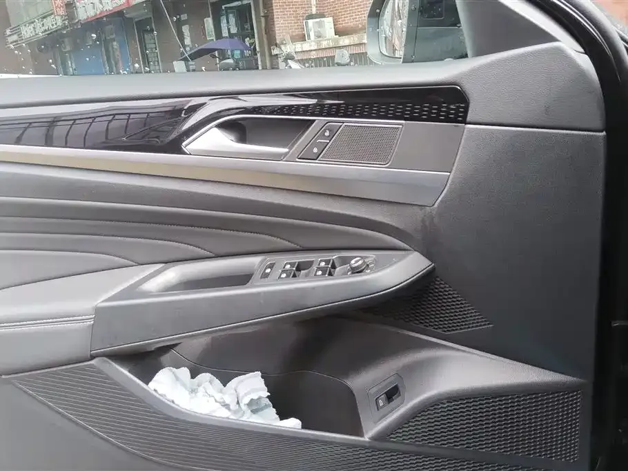 Volkswagen Passat — фото 3