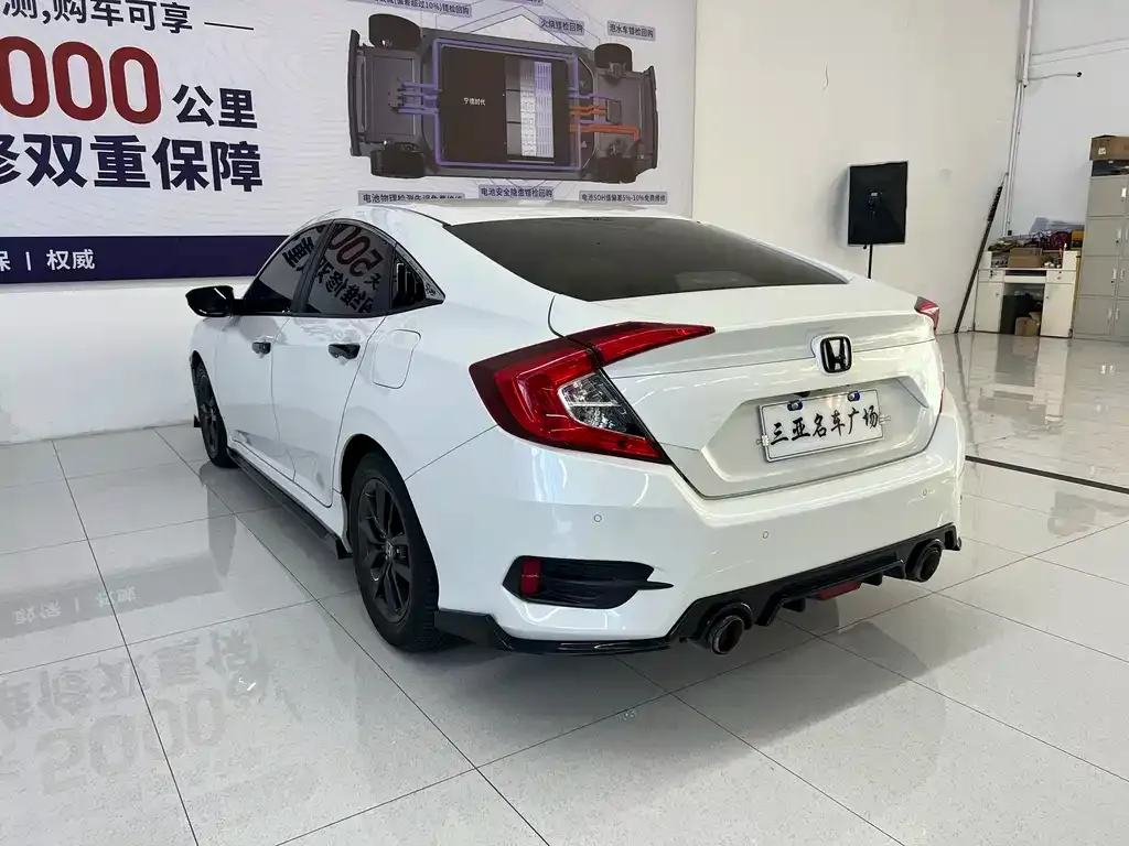 Honda Civic — фото 4