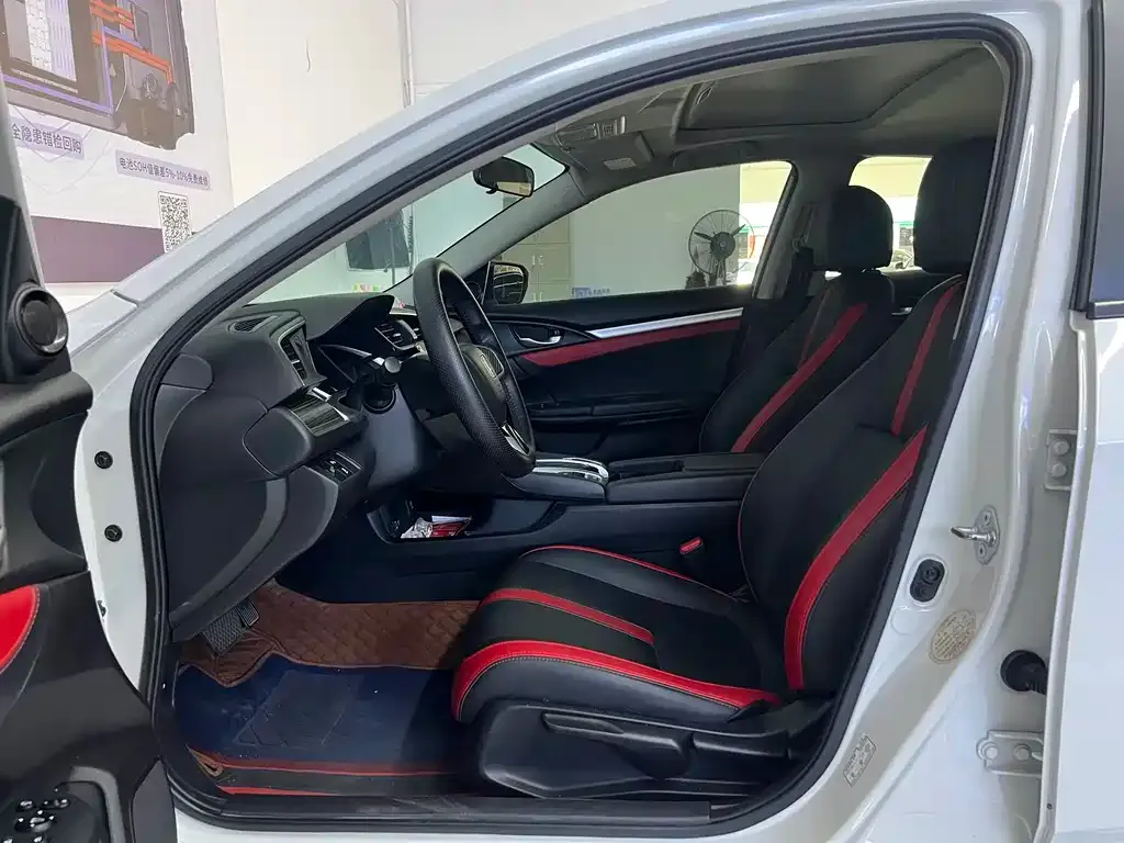 Honda Civic — фото 5