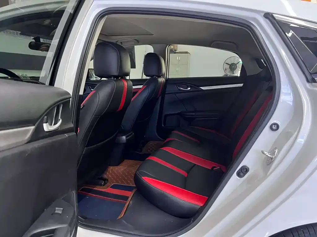 Honda Civic — фото 6