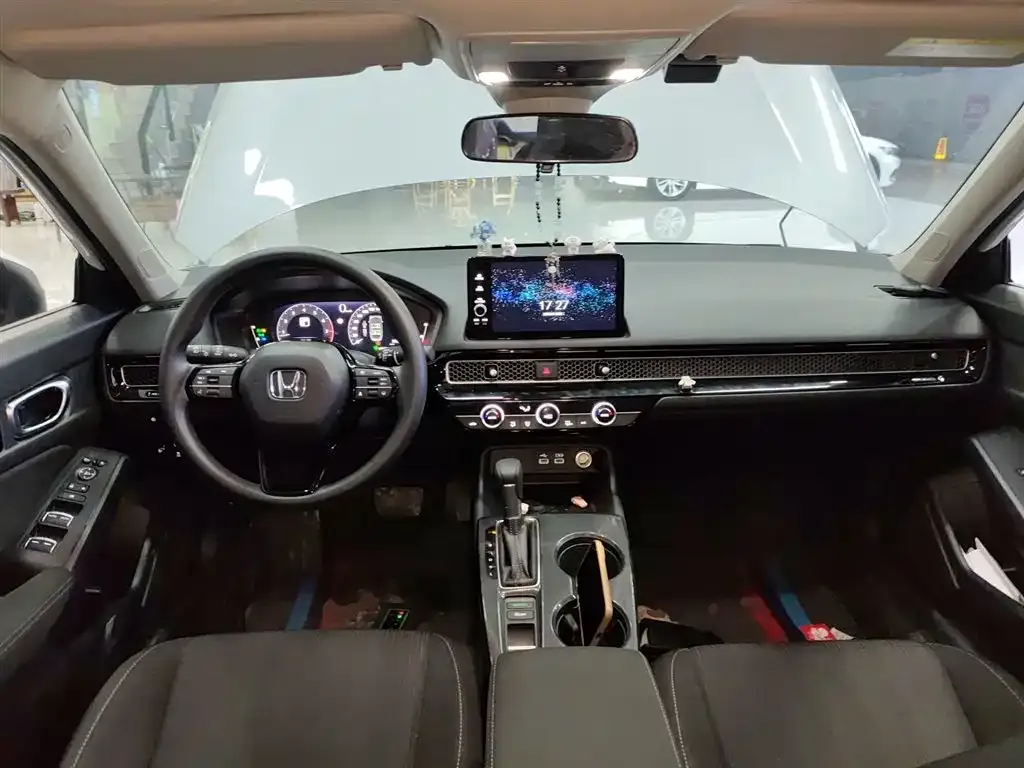 Honda Civic — фото 5