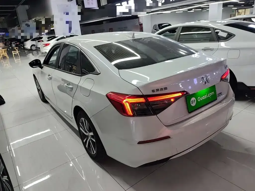 Honda Civic — фото 10