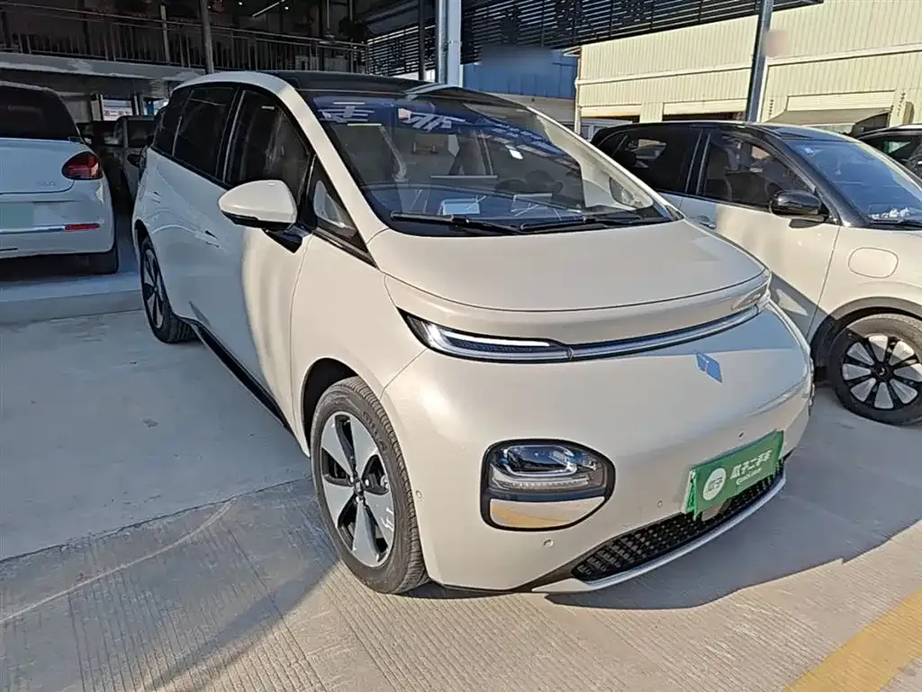 Baojun Yunduo 2023 из CN, фото 10