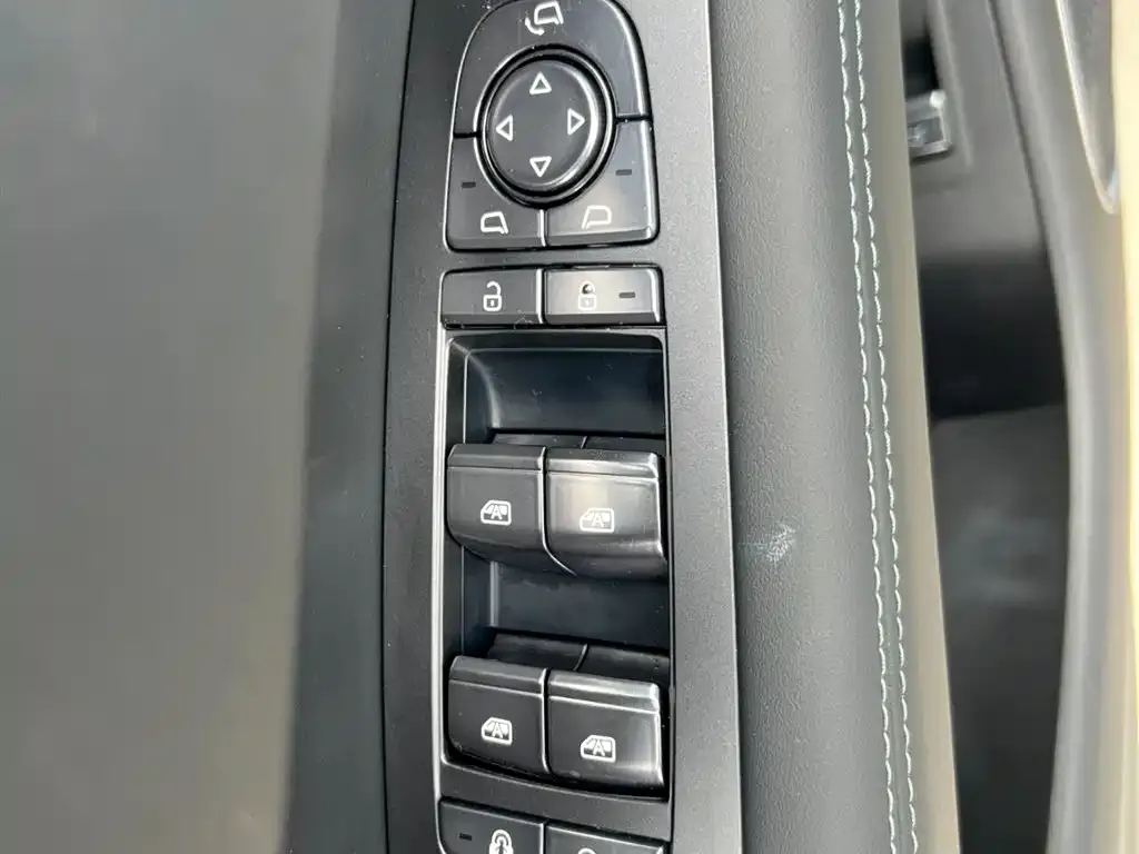 BYD Seal 07 EV 2024 из CN, фото 2