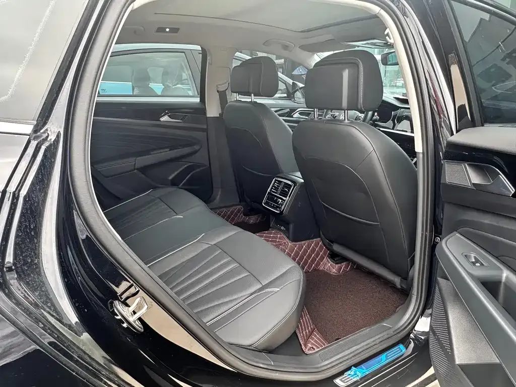 Volkswagen Passat — фото 3
