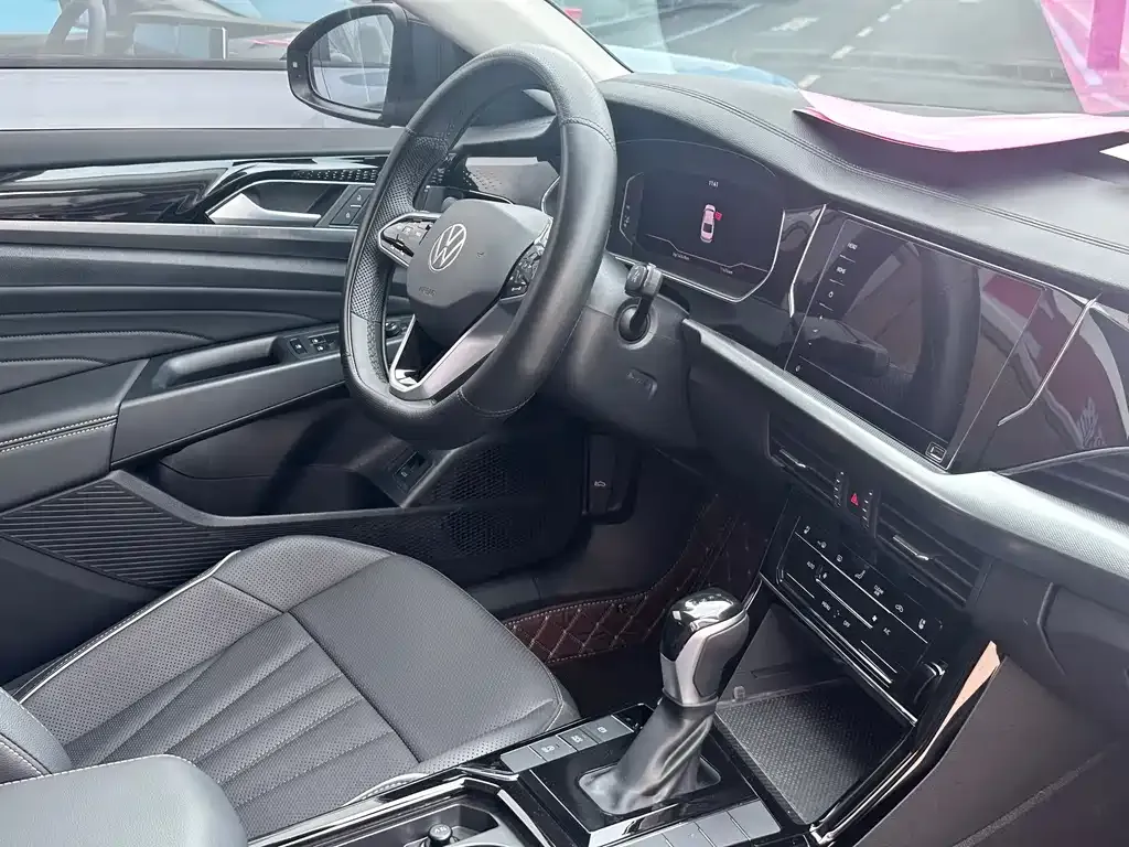 Volkswagen Passat — фото 7