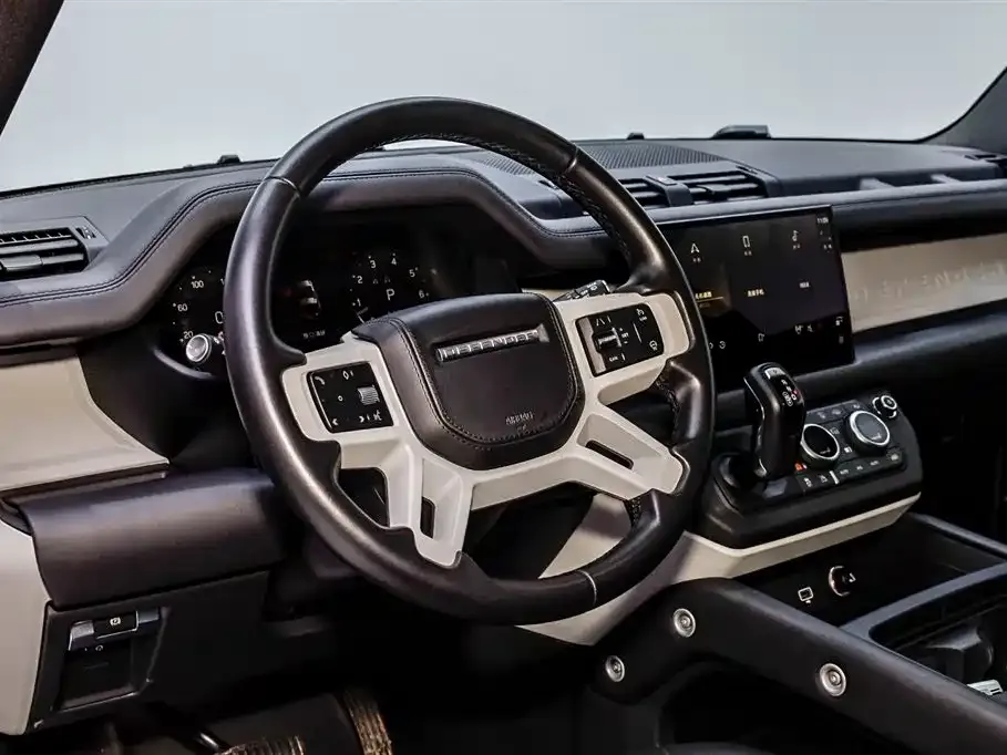 Land Rover Defender — фото 9
