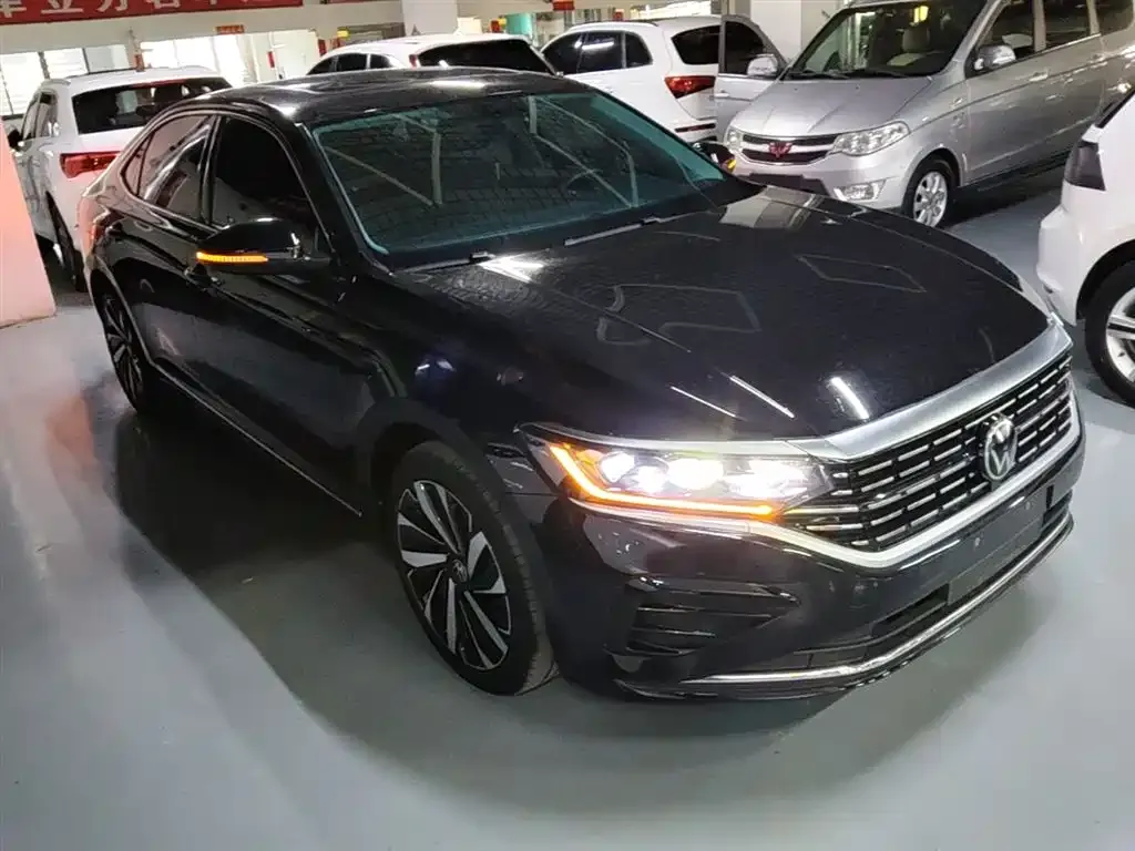 Volkswagen Passat — фото 9
