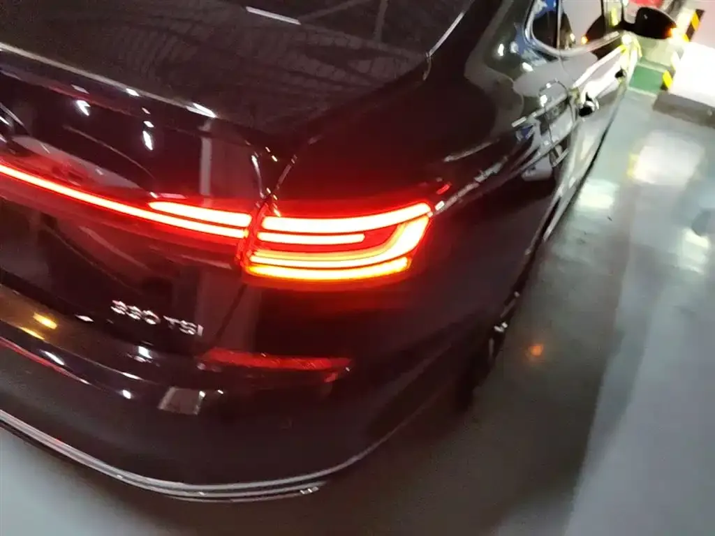 Volkswagen Passat — фото 2