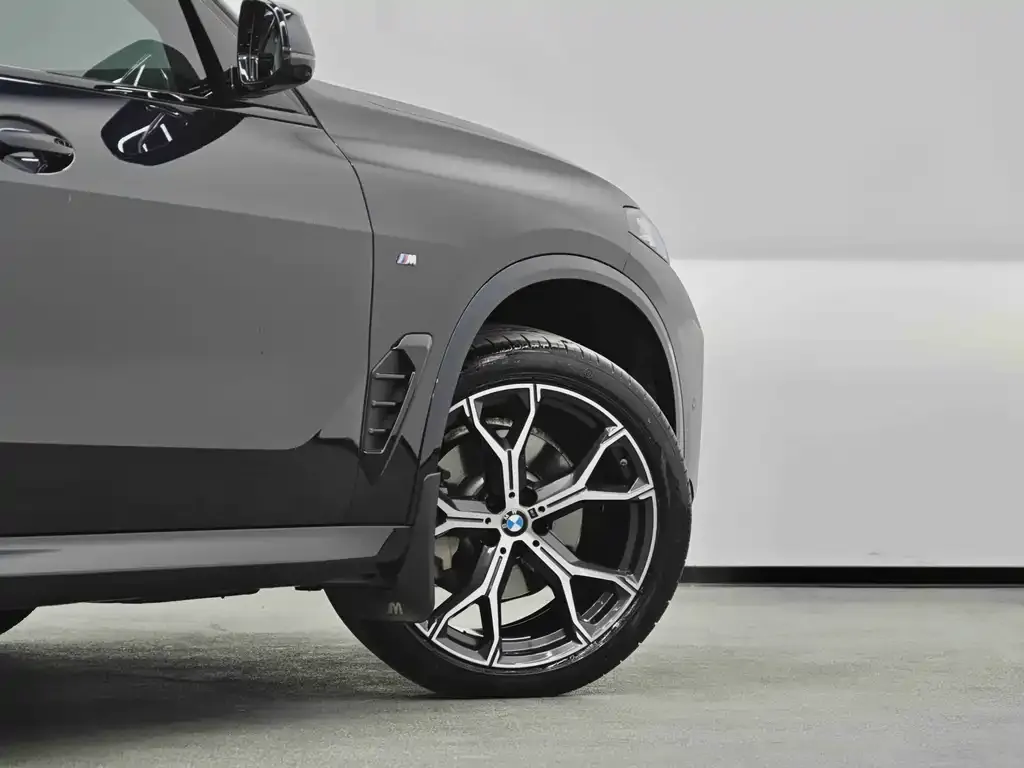 BMW X5 — фото 4