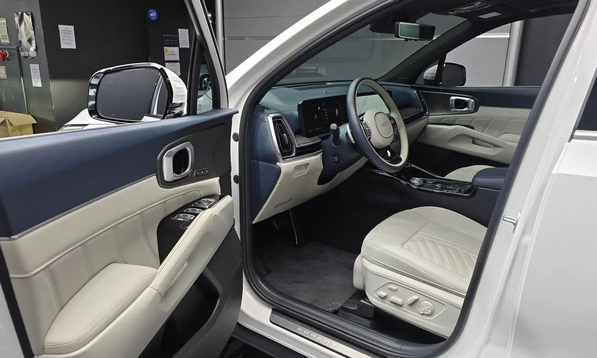Kia Sorento — фото 4