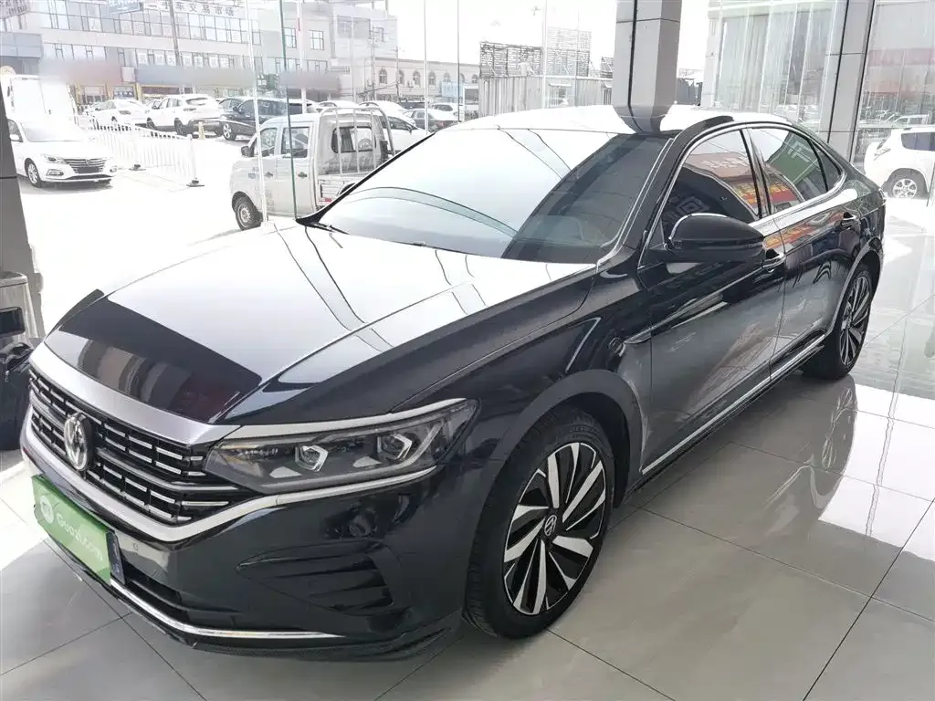 Volkswagen Passat — фото 2