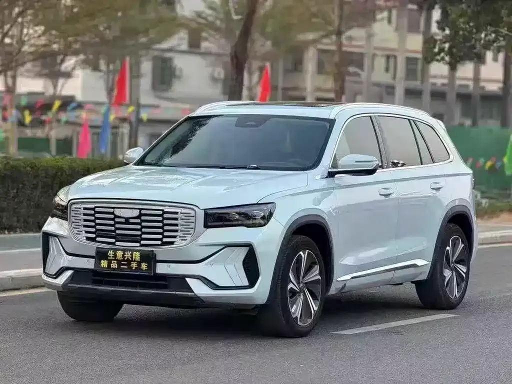 Geely Xingyue L — фото 1