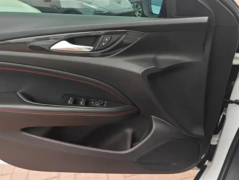 Buick Regal — фото 3