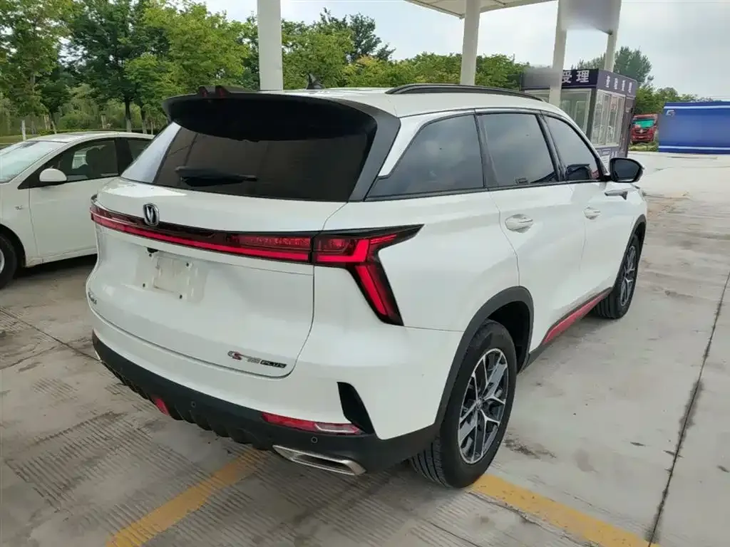 Changan CS75PLUS — фото 3