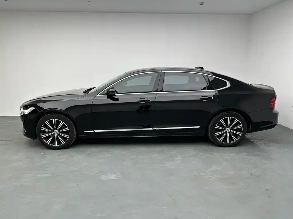 Volvo S90 — фото 8