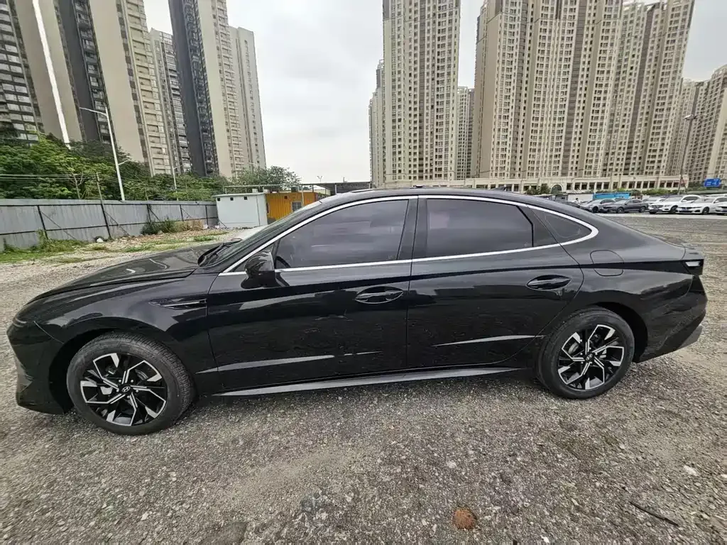 Hyundai Sonata — фото 8