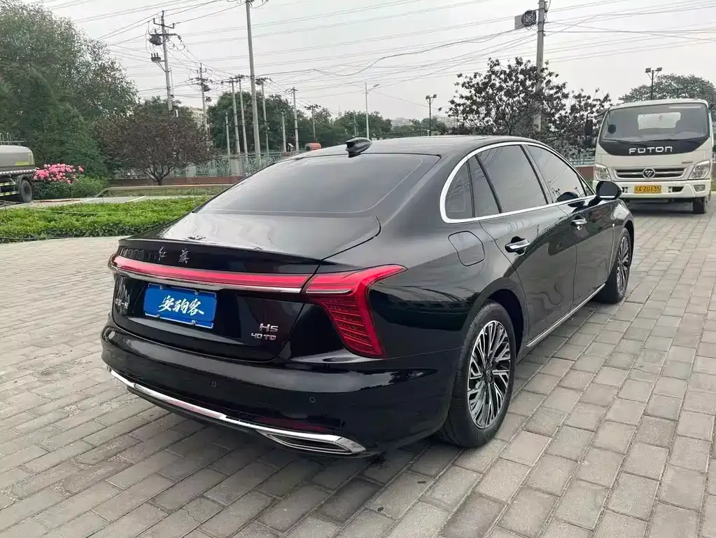 Hongqi H5 — фото 10