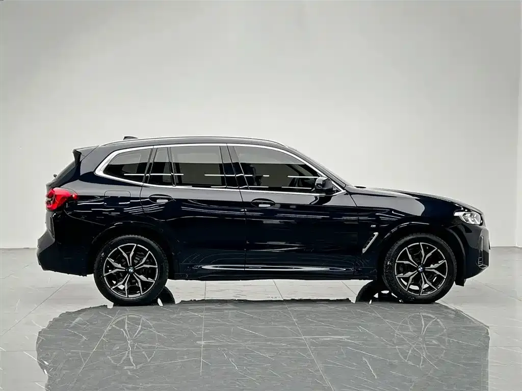 BMW X3 — фото 8