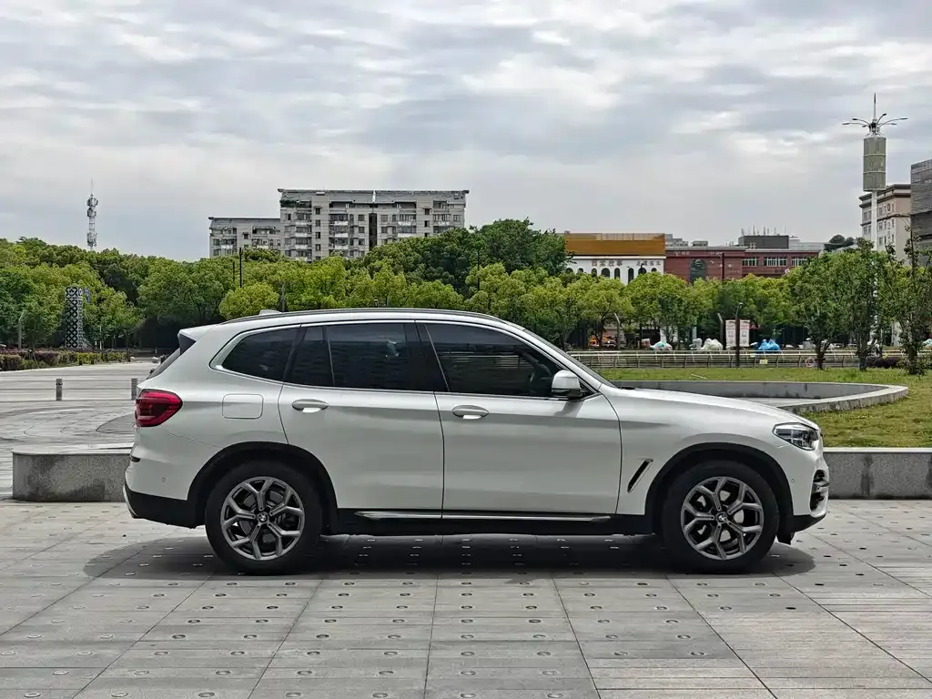 BMW X3 — фото 4