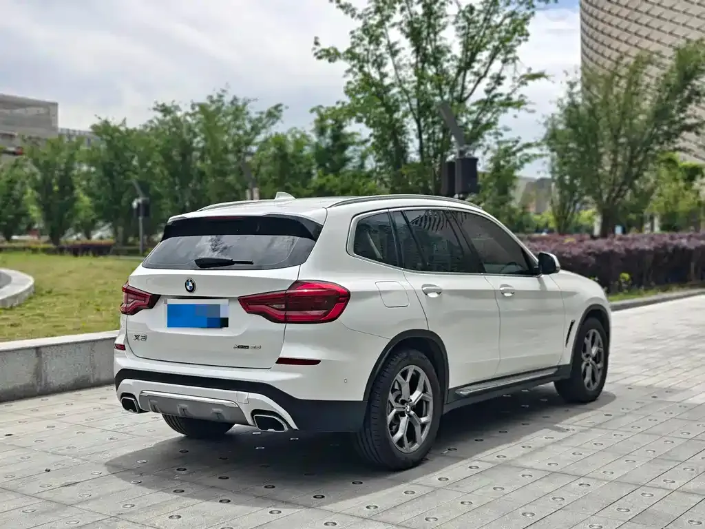 BMW X3 — фото 2