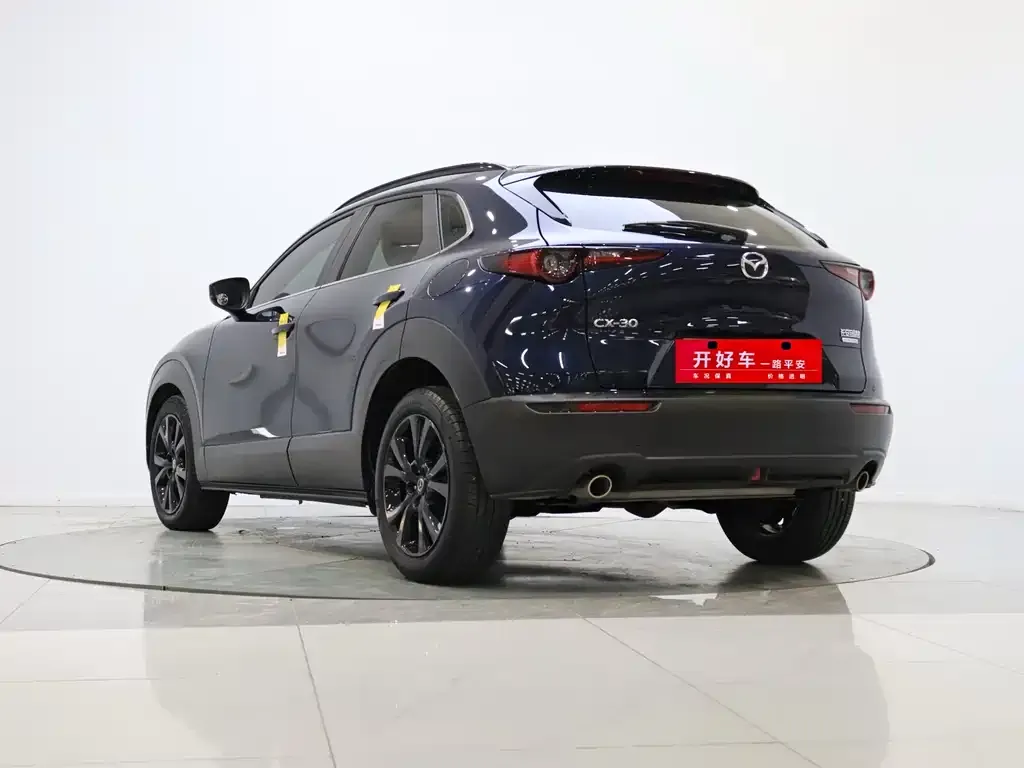 Mazda CX-30 — фото 9