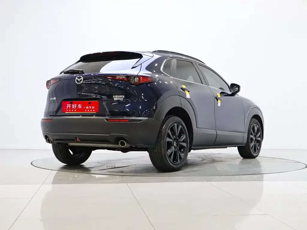 Mazda CX-30 — фото 7