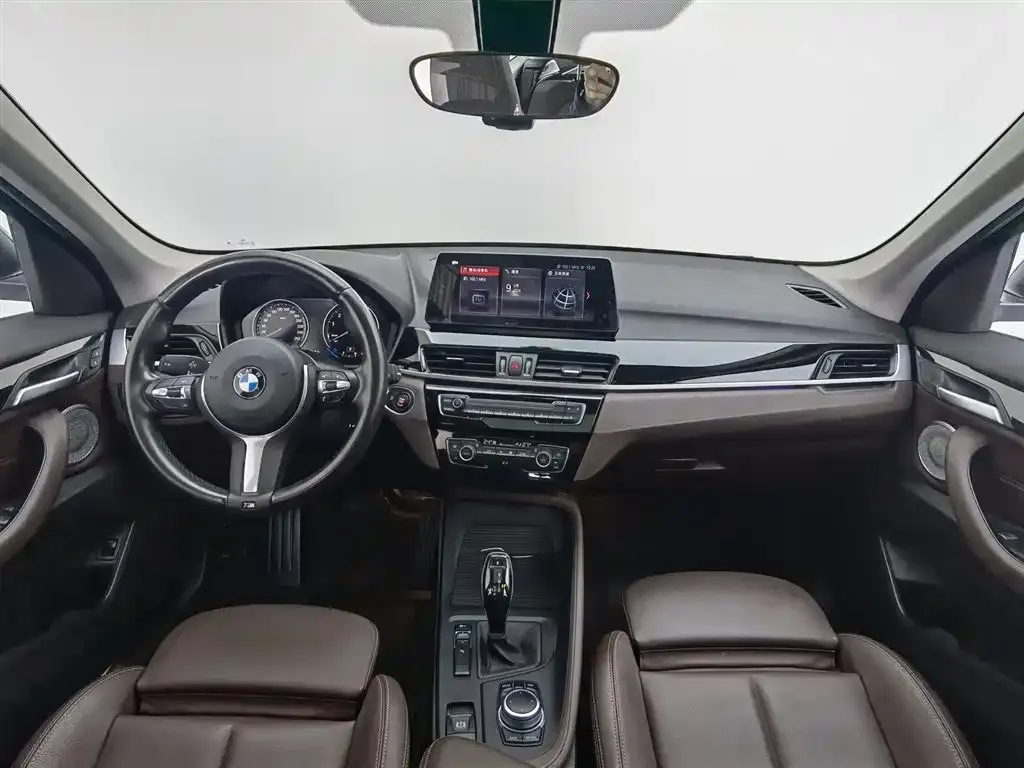 BMW X1 — фото 10