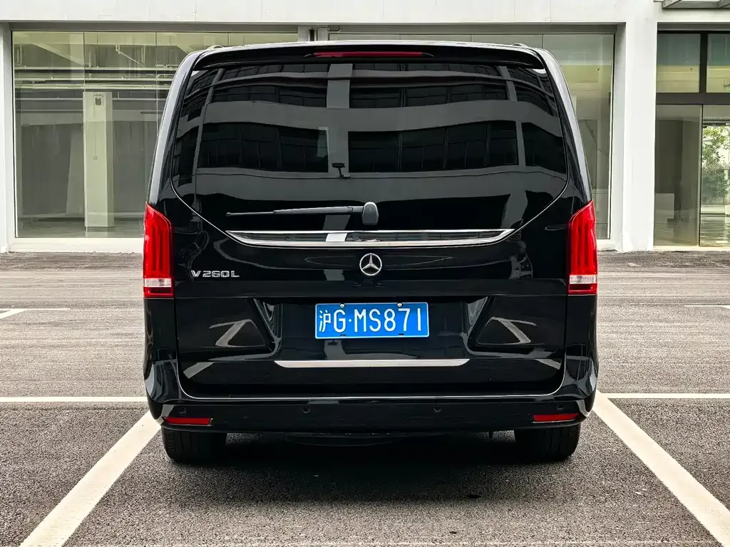 Mercedes-Benz V-Class — фото 2