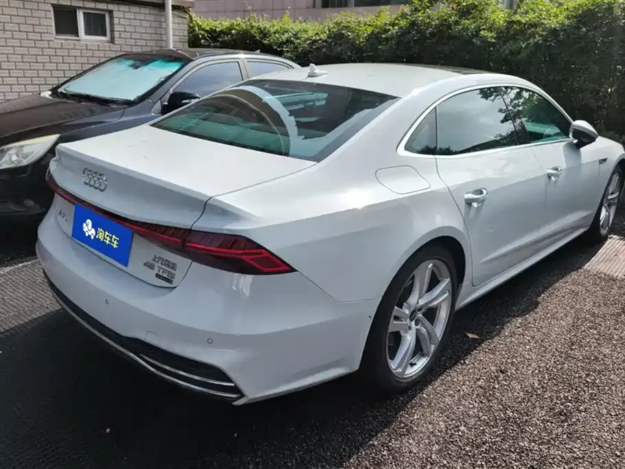 Audi A7L — фото 4