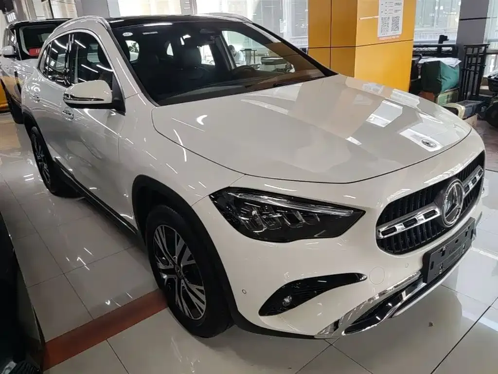 Mercedes-Benz GLA — фото 8