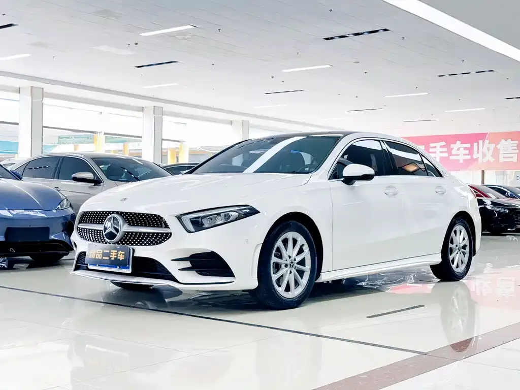 Mercedes-Benz A-Class — фото 1