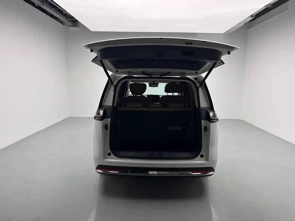 GAC Motor E8 Hybrid 2024 из CN, фото 6