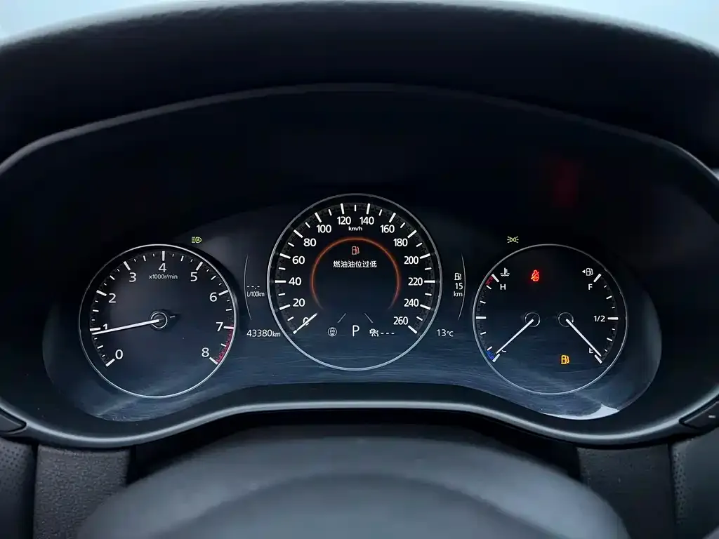 Mazda CX-50 2023 из CN, фото 3