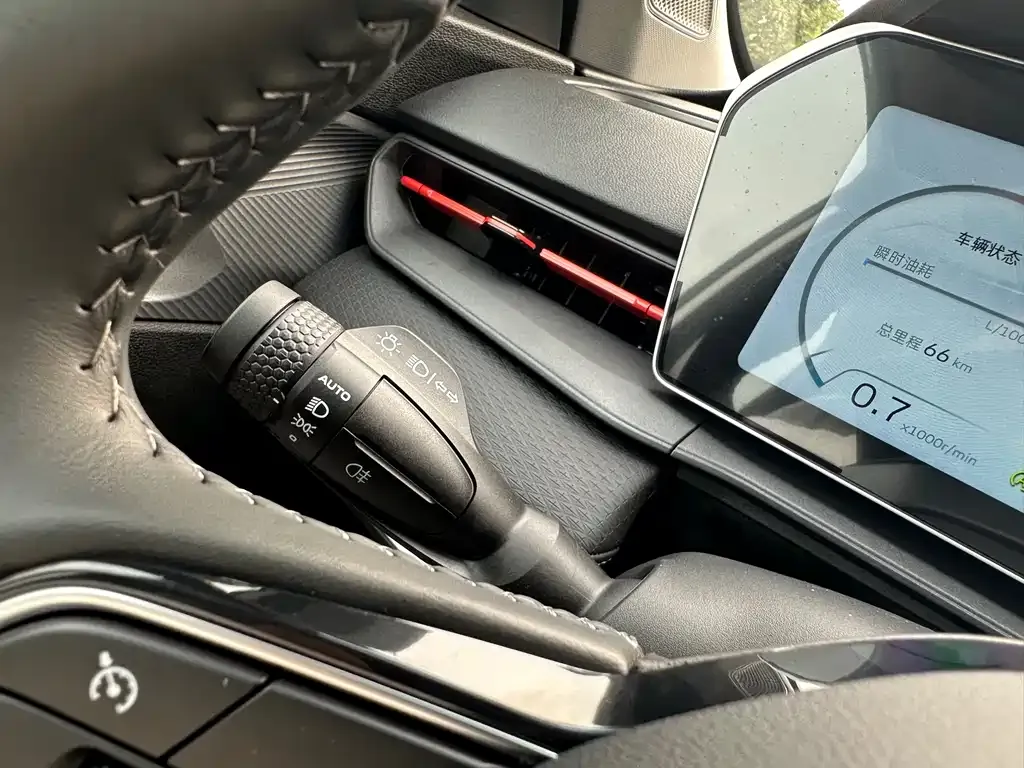 Geely Binrui 2026 из CN, фото 5