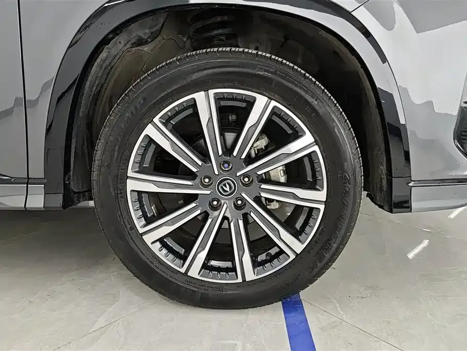 Changan CS75PLUS — фото 6