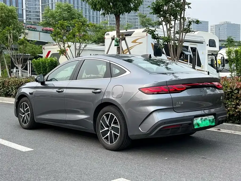 BYD Qin L — фото 10