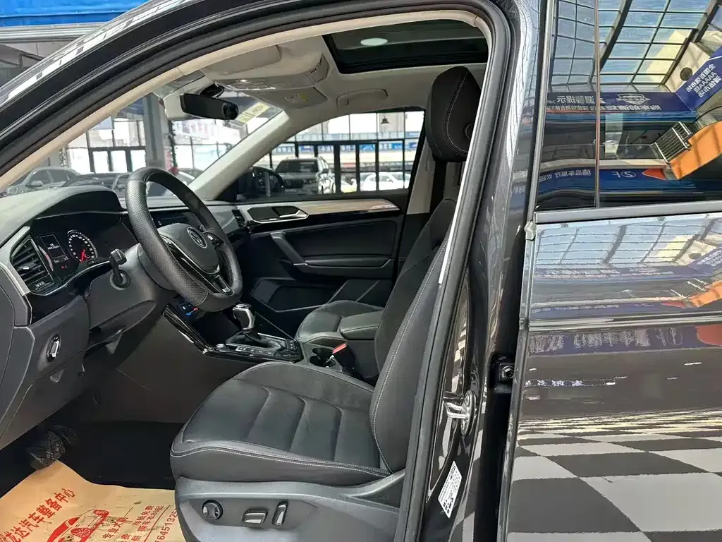 Volkswagen Tayron 2022 из CN, фото 9